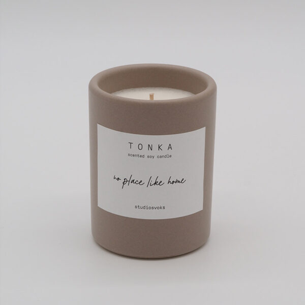 studiosvoks - TONKA scentedcandle